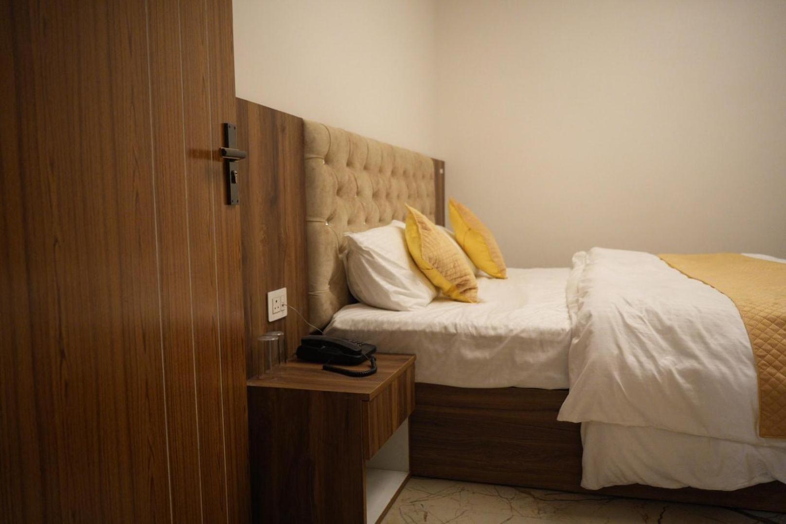 Hotel Harry リシケーシュ エクステリア 写真